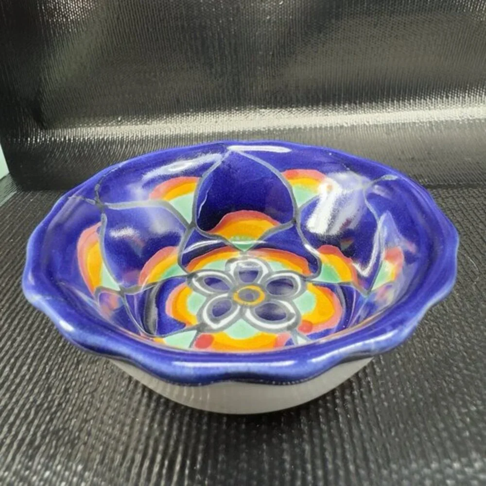 Vintage Hand‎ Made Mexico Pottery Talavera Multicolor Salsa Dish Bowl Wavy Edges